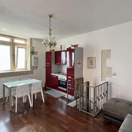 Apartment Great Charme *